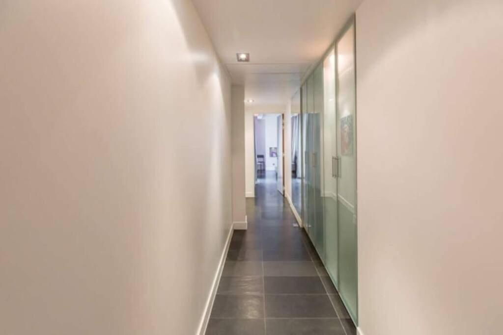 Appartement Cosy Pres Du Marais Paris Luaran gambar