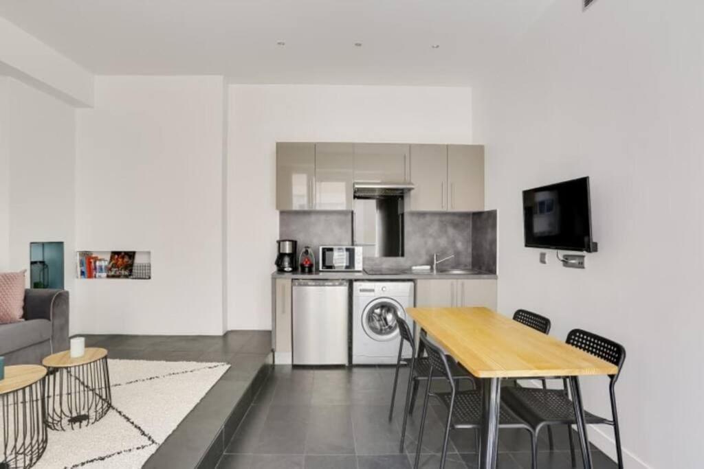 Appartement Cosy Pres Du Marais Paris Luaran gambar