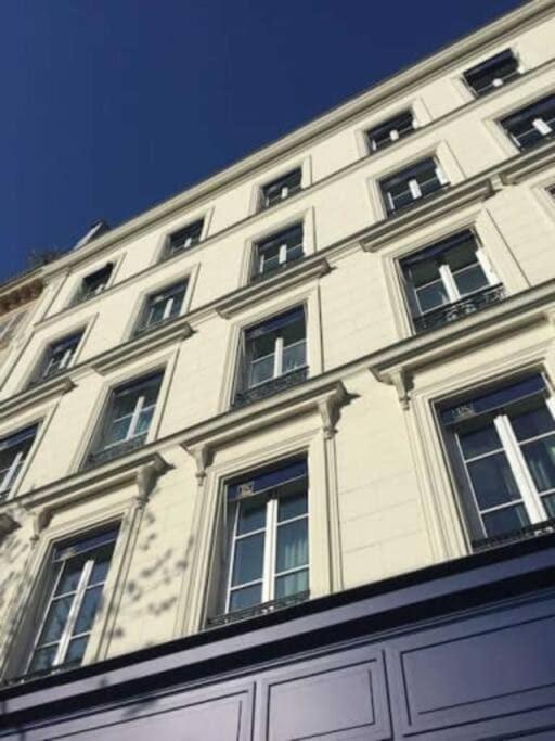 Appartement Cosy Pres Du Marais Paris Luaran gambar